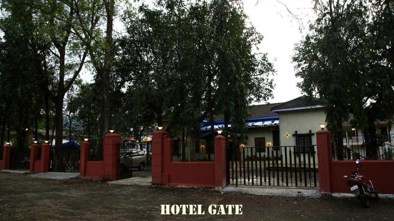 Hotel Girija Khandāla Dış mekan fotoğraf